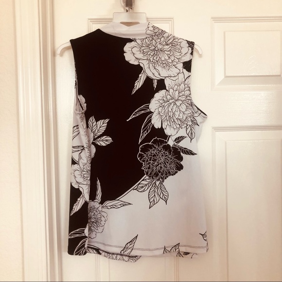 IMAN Black and White Floral Crop Pant with Tank Top Set - Picture 4 of 8